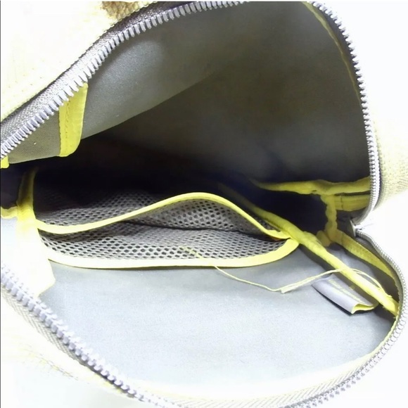 Louis Vuitton crossbody bag - Picture 5 of 7